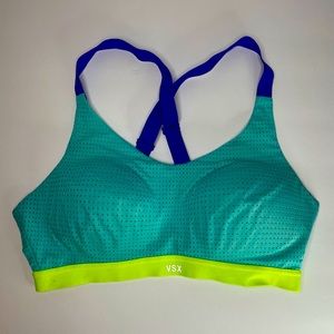 Victoria’s Secret VSX Sports Bra 34C